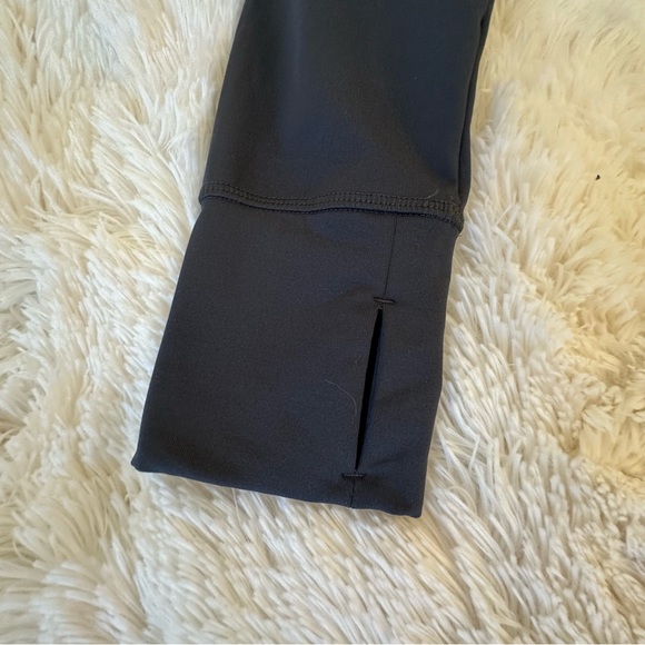 Adidas Women’s Gray Long Sleeve Pullover Top Size: Large NWT - Picture 9 of 9